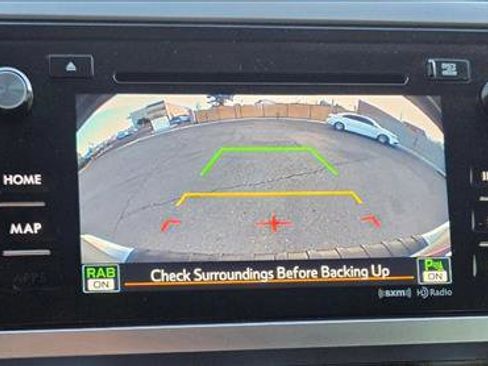 Used 2017 Subaru Outback 2.5i Limited image 12