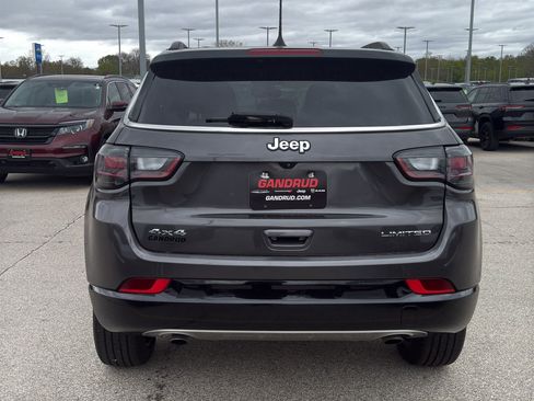 Used 2023 Jeep Compass Limited w/ Elite Group AWD/4WD image 7
