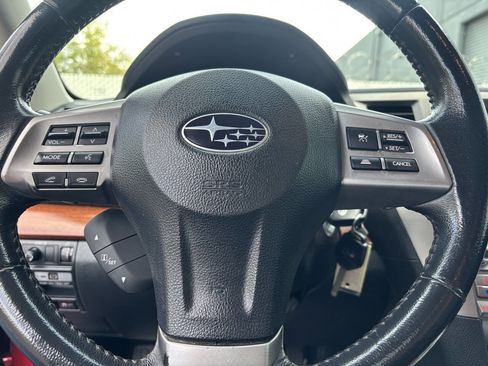 Used 2013 Subaru Outback 2.5i Limited image 30