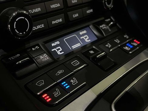 Certified 2017 Porsche 911 Carrera 4S image 30