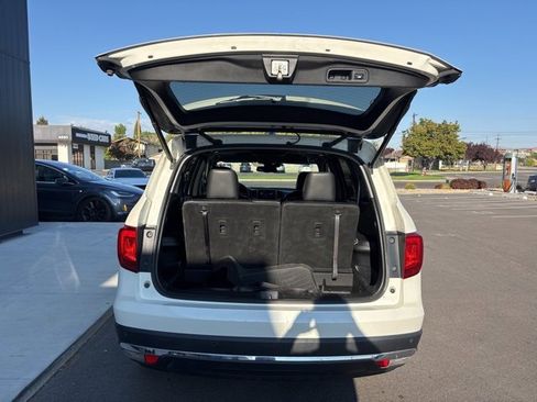 Used 2018 Honda Pilot Elite image 8