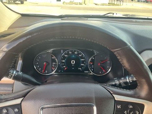 Used 2017 GMC Acadia Denali image 13