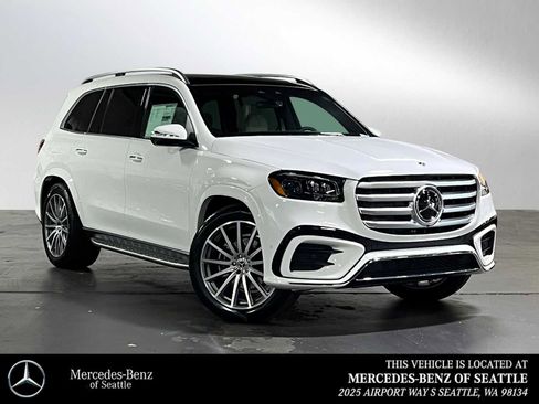 New 2025 Mercedes-Benz GLS 580 4MATIC image 1
