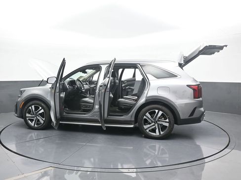 Used 2022 Kia Sorento EX w/ Panoramic Sunroof Package image 82