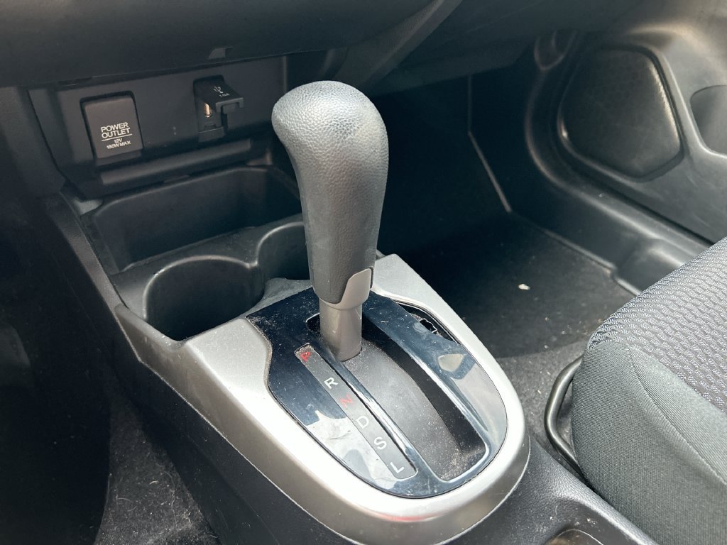 Used 2020 Honda Fit LX image 22