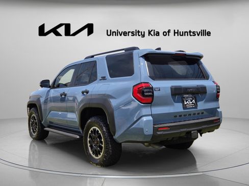 Used 2025 Toyota 4Runner TRD Off-Road Premium AWD/4WD image 4