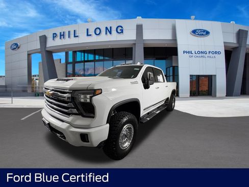 Used 2024 Chevrolet Silverado 2500 High Country w/ High Country Premium Package AWD/4WD image 1
