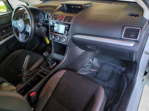 Used 2017 Subaru Crosstrek 2.0i Premium image 20