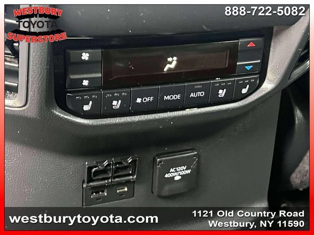 Used 2023 Toyota Sequoia Platinum AWD/4WD image 18
