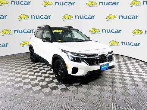 Used 2024 Kia Seltos X-Line AWD/4WD image 1