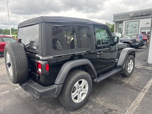 Used 2020 Jeep Wrangler Sport AWD/4WD image 7