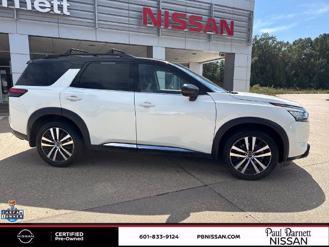 Certified 2024 Nissan Pathfinder Platinum w/ Cargo Package FWD image 11