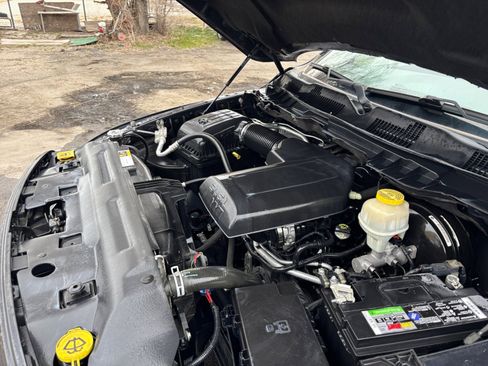 Used 2017 RAM 1500 Express image 28