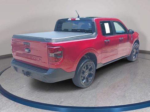 Used 2025 Ford Maverick XLT w/ Equipment Group 301A AWD/4WD image 5