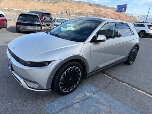 Used 2023 Hyundai Ioniq 5 Limited image 2