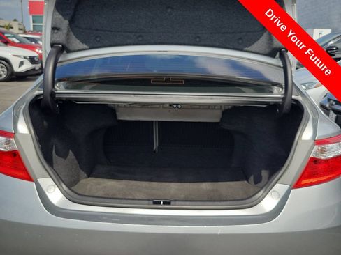 Used 2017 Toyota Camry LE FWD image 23