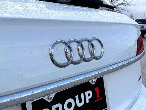 Used 2021 Audi Q5 Premium w/ Convenience Package image 31