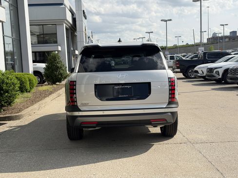 New 2026 Hyundai Palisade FWD Hybrid image 6