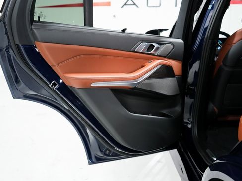 Used 2025 BMW X5 M60i image 37