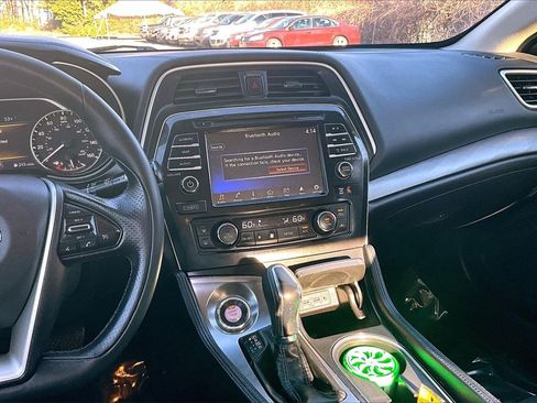 Used 2018 Nissan Maxima 3.5 S image 10