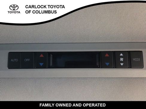 Used 2024 Toyota Sienna XLE FWD image 20