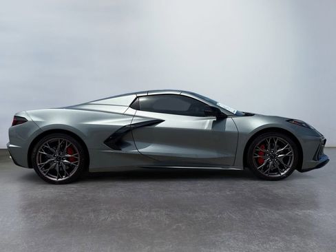 Used 2023 Chevrolet Corvette Stingray Preferred Conv w/ LPO, Roadside Safety Package RWD image 2