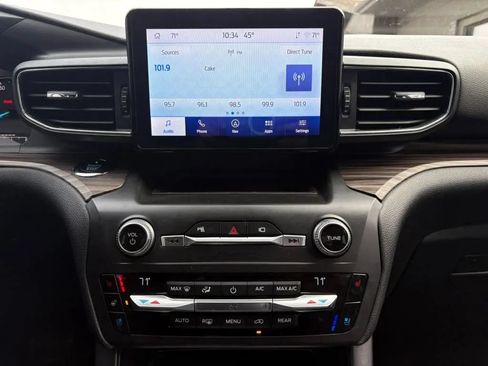 Used 2020 Ford Explorer Limited AWD/4WD image 14