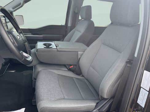 Used 2025 Ford F150 XLT w/ Equipment Group 301A Standard AWD/4WD image 9