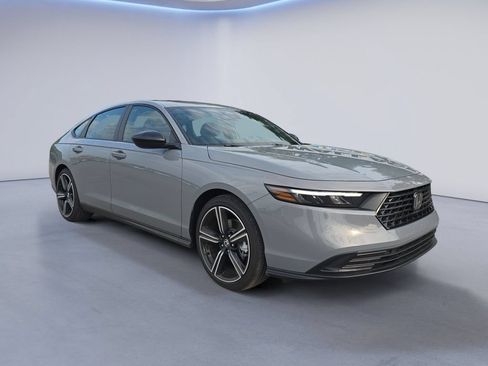 Used 2026 Honda Accord Sport image 9