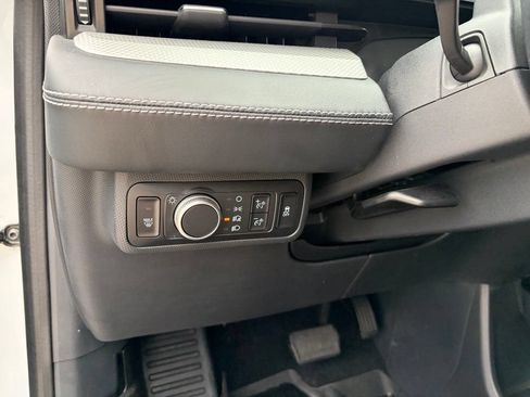 Used 2021 Ford Mustang Mach-E Select w/ Comfort/Technology Package AWD/4WD image 29