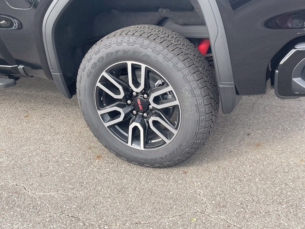 New 2026 GMC Sierra 1500 AT4 w/ AT4 Premium Package AWD/4WD image 10