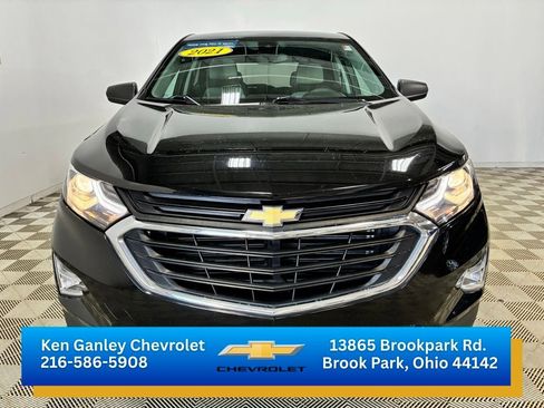Certified 2021 Chevrolet Equinox LS w/ LS Convenience Package FWD image 2