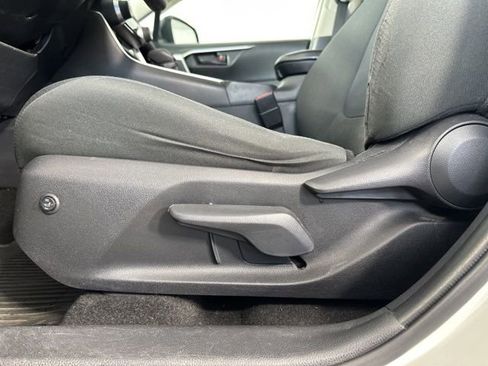 Used 2020 Toyota RAV4 LE w/ All Weather Liner Package AWD/4WD image 22