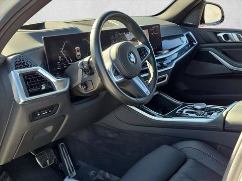 Used 2025 BMW X5 sDrive40i w/ M Sport Package RWD image 10