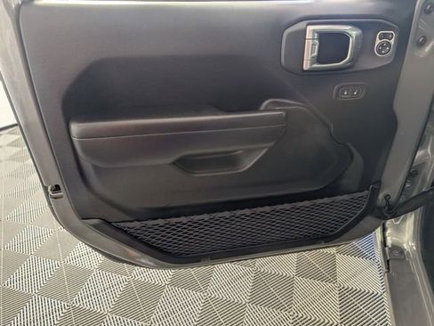 Used 2021 Jeep Wrangler Unlimited Sport AWD/4WD image 10