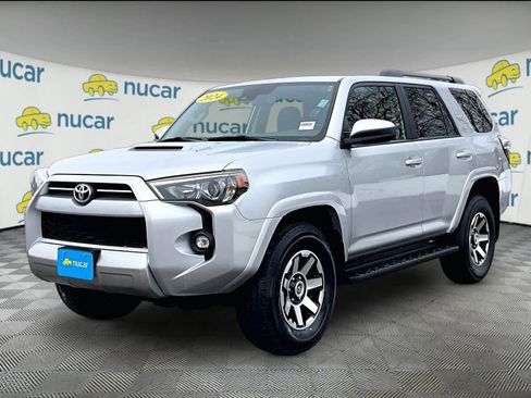 Used 2024 Toyota 4Runner TRD Off-Road image 3