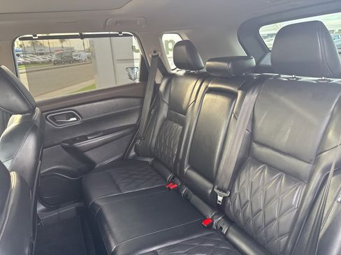 Used 2023 Nissan Rogue Platinum w/ Platinum Premium Package image 15