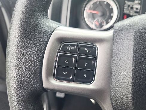 Used 2023 RAM 1500 Classic SLT AWD/4WD image 34