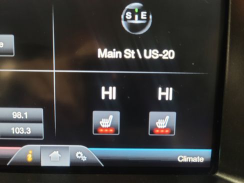 Used 2014 Ford Edge Sport w/ Driver Entry Package image 19