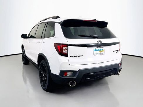 Used 2024 Honda Passport Black Edition image 7