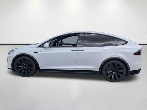 Used 2022 Tesla Model X Plaid AWD/4WD image 7