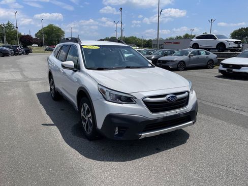 Used 2020 Subaru Outback Limited AWD/4WD image 1