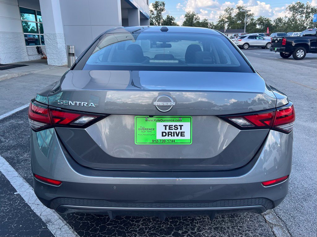 Used 2025 Nissan Sentra SV FWD image 6