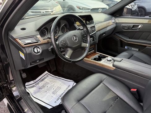 Used 2011 Mercedes-Benz E 350 4MATIC Sedan image 11