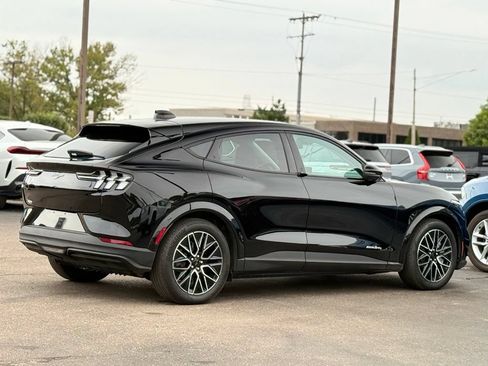 Used 2025 Ford Mustang Mach-E Premium AWD/4WD image 36