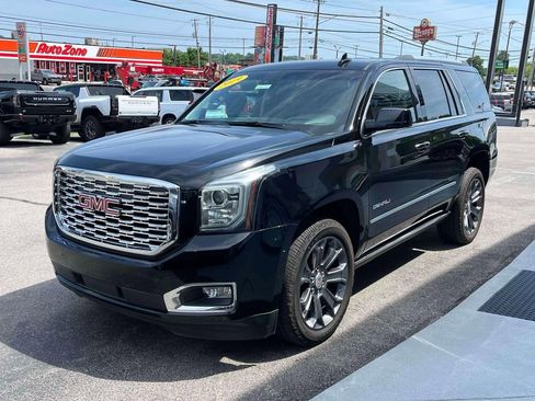 Used 2019 GMC Yukon Denali w/ Denali Ultimate Package AWD/4WD image 7