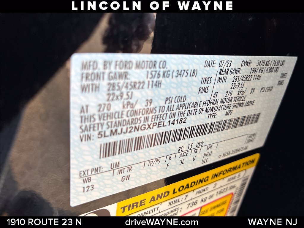 Certified 2023 Lincoln Navigator 4WD image 32