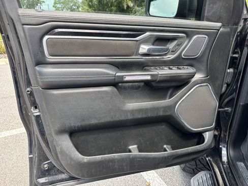 Used 2021 RAM 1500 Laramie AWD/4WD image 17