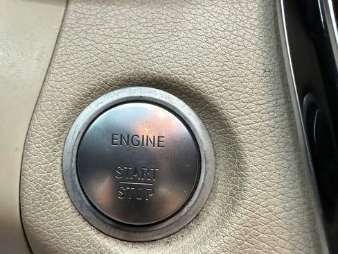 Used 2018 Mercedes-Benz C 300 Cabriolet image 23