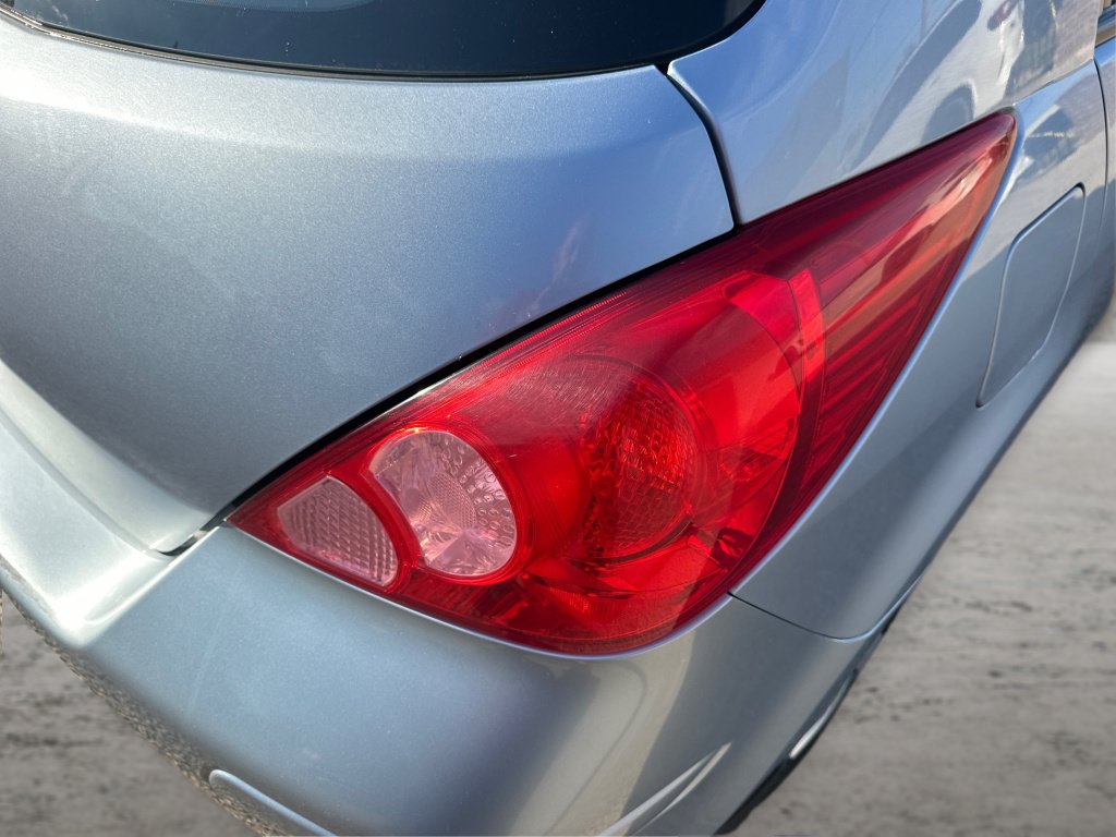 Used 2011 Nissan Versa 1.8 S w/ Plus Pkg FWD image 22